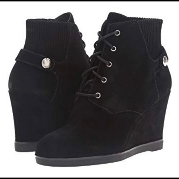 Michael Kors Carrigan Wedge - NWT! - Picture 1 of 7